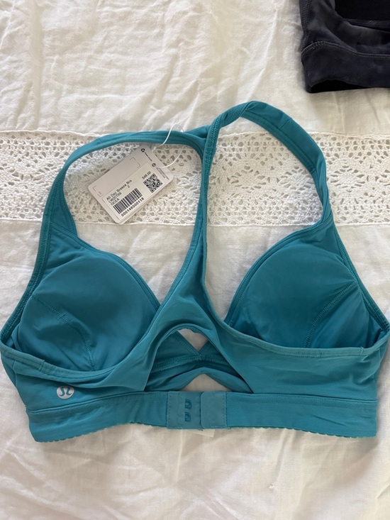 lululemon set of sports bras size 2 - Picture 5 of 7